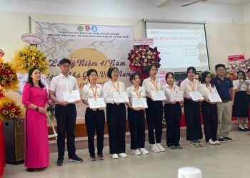 Bluetech Ingredients Supports Excellence in Chemical Engineering and Food Technology at Nong Lam University – Ho Chi Minh Ciy: 10 Schoarships Awarded on the Occasion of Vietnamese Teacher’s Day